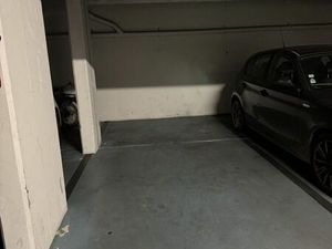 Parking à louer - 10 m2 - Antony - 92 - ILE-DE-FRANCE