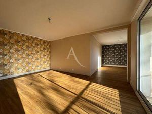 Location Appartement 4 pièces à Mayenne (53100) : à louer 4 pièces / 92m² Mayenne