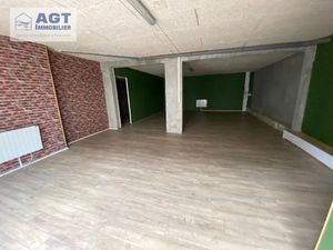 Location locaux professionnels 97 m² à Feuquieres (60960)  652 €