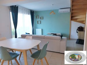 Location meublée maison 4 pièces 82 m² à Caumont-sur-Durance (84510)  1 100 €