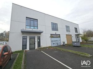 Location locaux professionnels 15 m² à Bailly-Romainvilliers (77700)  470 €