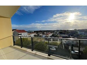 Location appartement  m² T-4 à Aytré  1 050 €