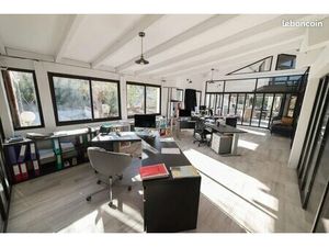 800m2 de commerce secteur hors du commun