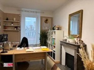 Location locaux professionnels 55 m² à Pontoise (95000)  1 175 €