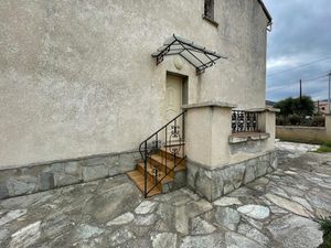 Appartement rez-de-villa T2