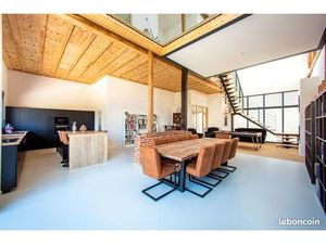 Grange ultra-volumes prestations exceptionnelles de 320m2 habitables sur une parcelle de 1