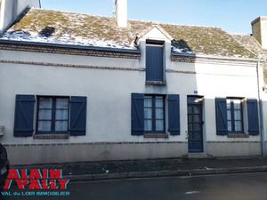 Ouest Cloyes - Ville avec commerces