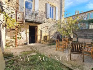 Charmante maison de village type vigneronne - rénovée avec g