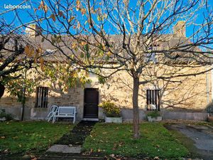 Maison centre bourg (4 chambres) avec jardin