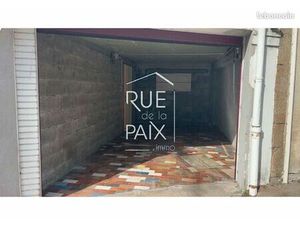 Parking/box 1 pièce 15 m²