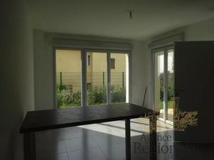 LA TURBIE : 2 pièces  jardinet  garage