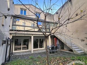 Maison à vendre - 6 pièces - 217 40 m2 - Riom - 63 - AUVERGNE
