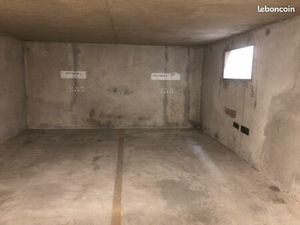 Place de parking souterrain proche gare de Roissy-en-Brie (RER E)