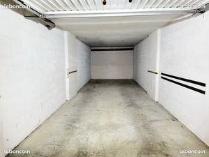 FRANCHEVILLE BELAIR entre CRAPONNE et TASSIN La Demi Lune Location d’un Garage Box double 