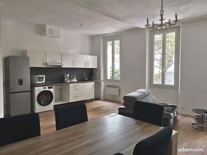 Appartement T3 traversant 65m2 avec terrasse au calme