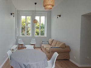 T2 rénové  meublé  climatisé et très lumineux de 45 m² à La Balme Les grottes (près de Bio