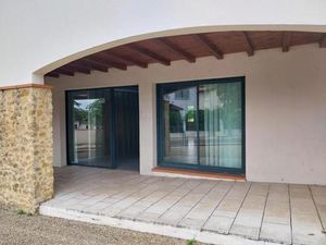 Location Local commercial 120m² ST PIERRE DU MONT 40280