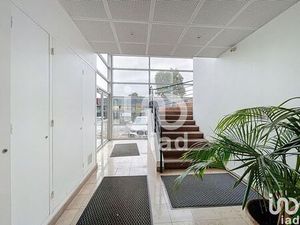 Prestigieux bureau de 121 m2 en location - Saint-Grégoire  Bretagne