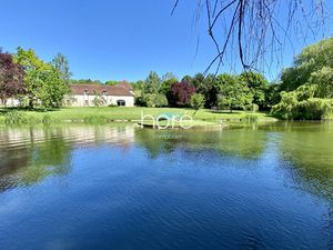 Magnifique Corps de Ferme du 19ème Siècle dans le Parc Naturel