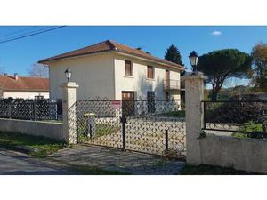 À vendre  Trie-sur-Baïse (Hautes-Pyrénées): Villa avec 6 chambres  garage/atelier et jardi