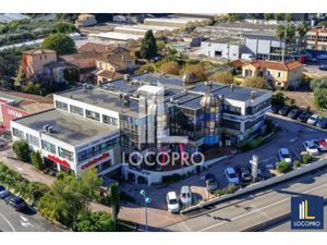 A LOUER - BUREAUX A PARTIR DE 113 M² - ANTIBES