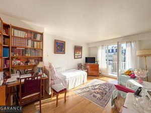 Studio Rue Daguerre  Studio plein Sud avec balcon 75014 PARI