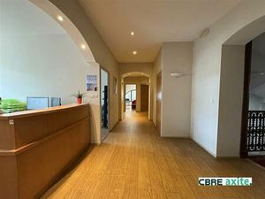 Location bureau AIX-LES-BAINS 163 m²
