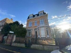 Vente/Location bureau MOUVAUX 335 m²