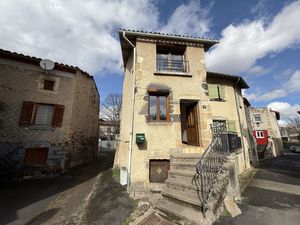 A VENDRE Charmante maison de 40 m2 à Saint-Saturnin – Proche