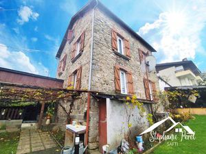 Grande maison familiale de 150 m²  6 chambres  jardin et dépendance – Au calme à Ussel