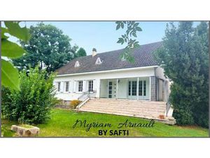 Maison 4 chambres 200 m²  Double garage Terrain clos 2730 m²