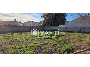 Beau terrain centre bourg