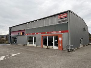 Achat Local commercial 400m² VILLENEUVE DE BERG 07170