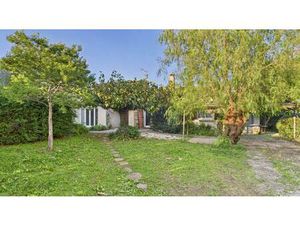 Villa La Crau coeur de village plain pied au calme Exclusivité