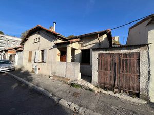 MAISON T3 AVEC EXTERIEUR