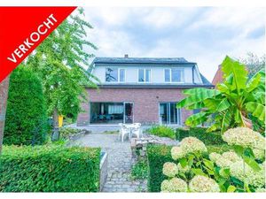 Ruime gezinswoning met 4 slpk  tuin en praktijkruimte