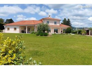 Villa 8 pièces 175 m²