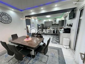 Propriété 5 pièces 135 m²