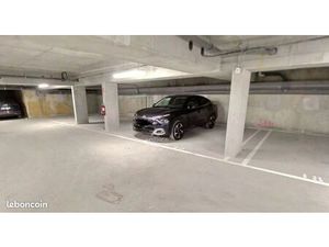 Place de parking Aéroport Marseille et Gare TGV Aix