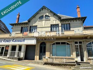 Immeuble 317 m² Montbazens