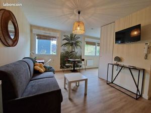 Appartement 27 m² SAINT PRIEST EN JAREZ