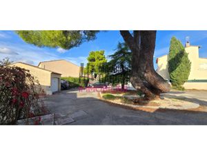 Vente maison 4 pièces 85 m² à Avignon (84000)  224 700 €