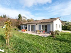 Vente maison 5 pièces 116 m² à La Chapelle-Gonaguet (24350)  260 075 €