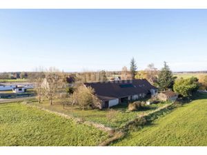 Vente ferme 7 pièces 189 m² à Saint-Martin-en-Bresse (71620)  280 000 €
