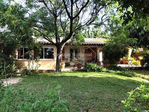 Jonquieres Villa plain-pied sur 800 m² de terrain