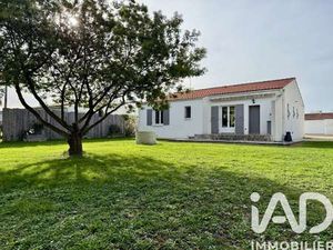 Vente Maison au Château-d'Oléron (17480) : à vendre / 116m² Le Château-d'Oléron