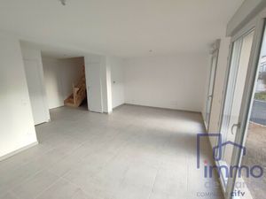 Maison Mitoyenne Neuve – 71 44 m² – Excellent État – Av