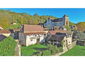 Maison de catactère Coly Saint Amand 6 pièce(s) 180 m2