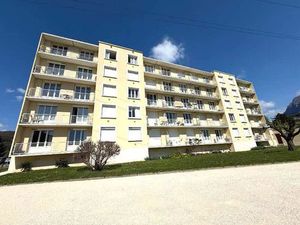 Vente appartement 4 pièces 65m2 Sassenage 38360 - 142000 € - Surface Privée
