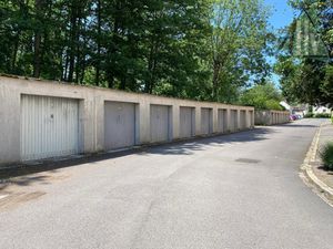 Location Parking PROVINS 77160
